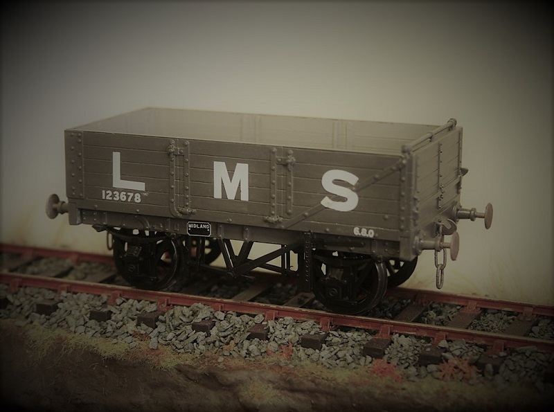 n gauge rolling stock